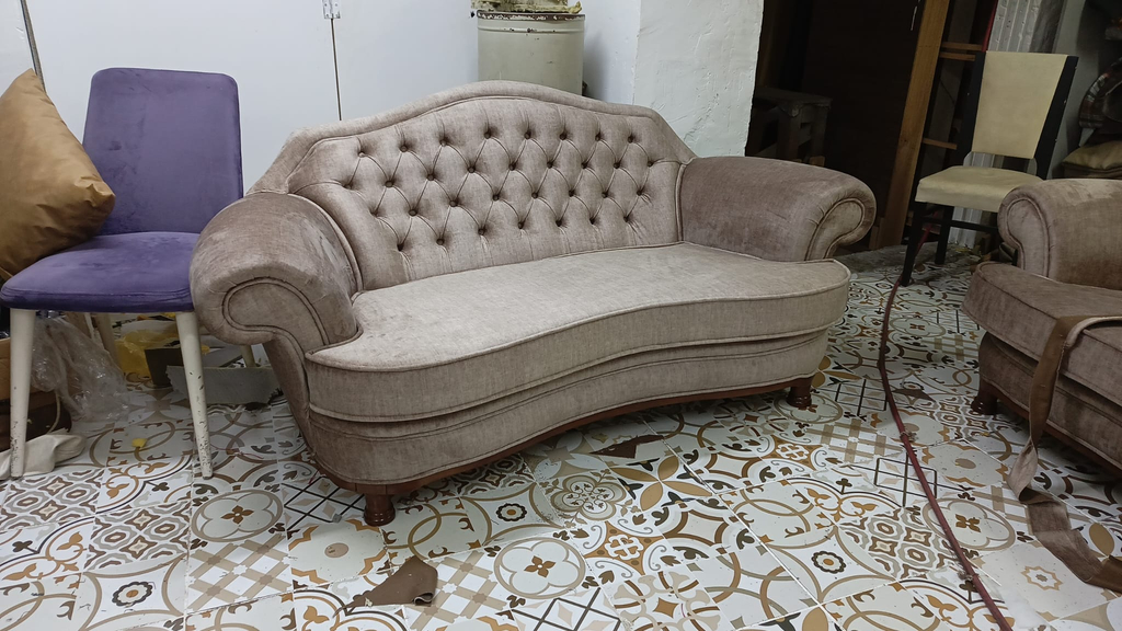 Es Koltuk izmit Kocaeli koltuk,Çekyat,minder tamiri,renkli kumaş döşemesi